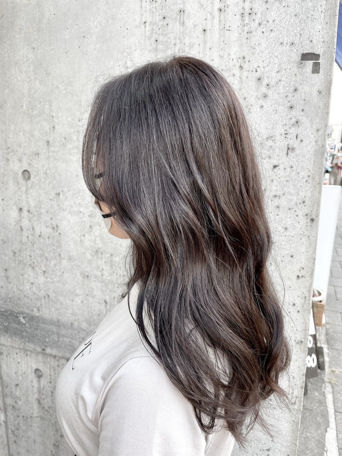 【ダークトーンのくすませアッシュで艶と透明感をGET✨】