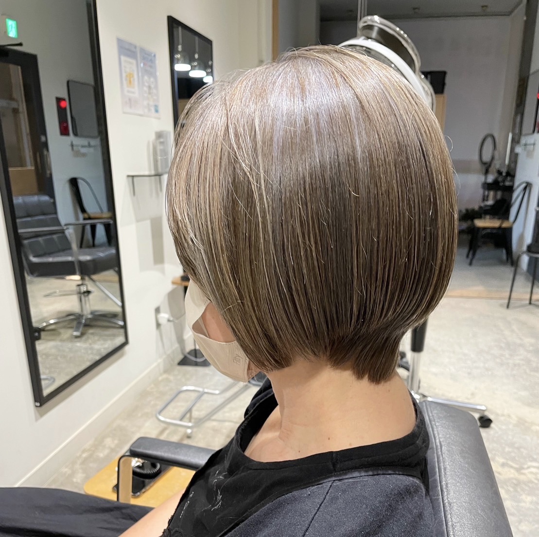 【脱】白髪染め‼️おしゃれ染めでカラーを楽しむ✨くすみカラーで透明感抜群‼️