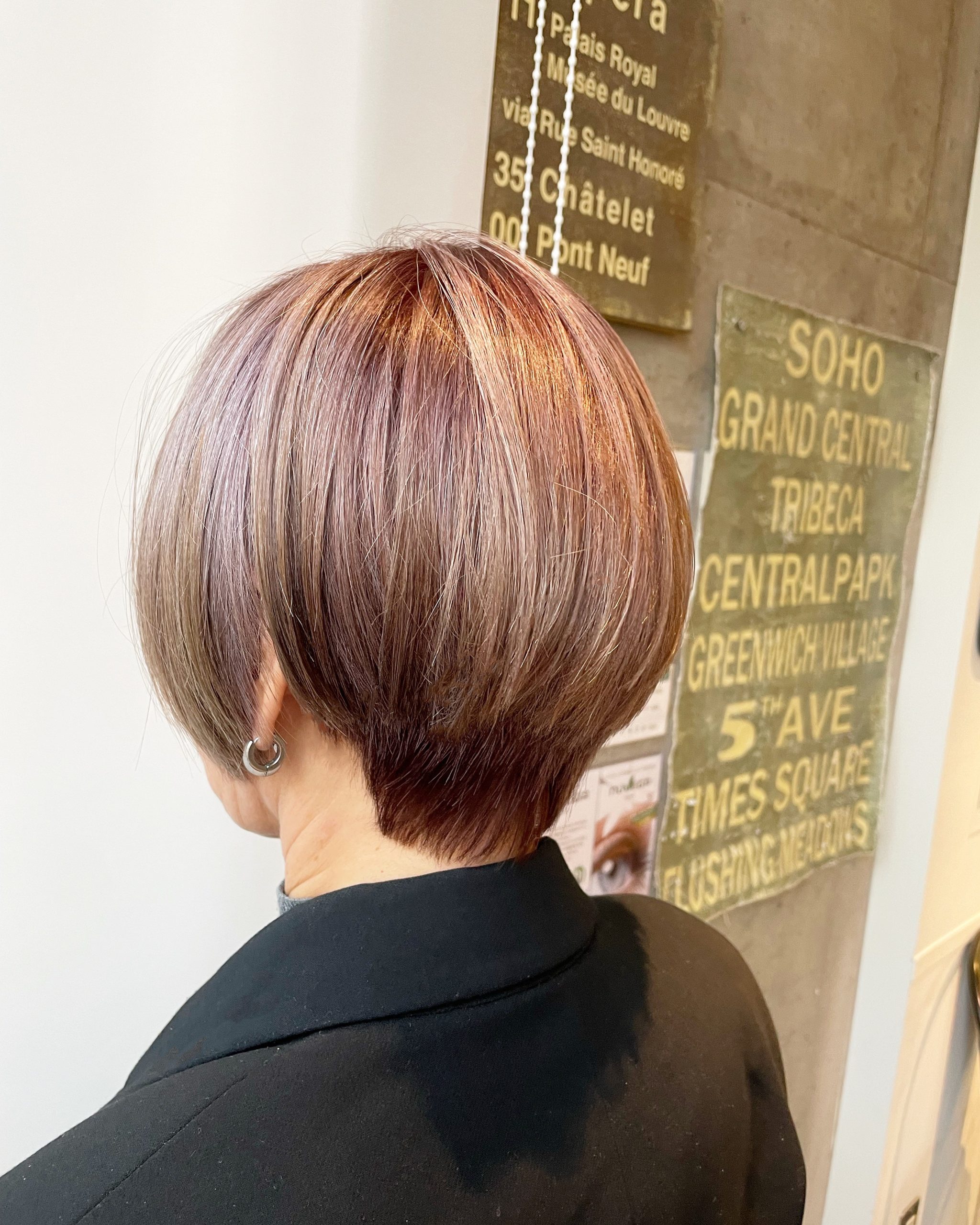 【脱白髪染めくすませピンクベージュ／ショートボブ】